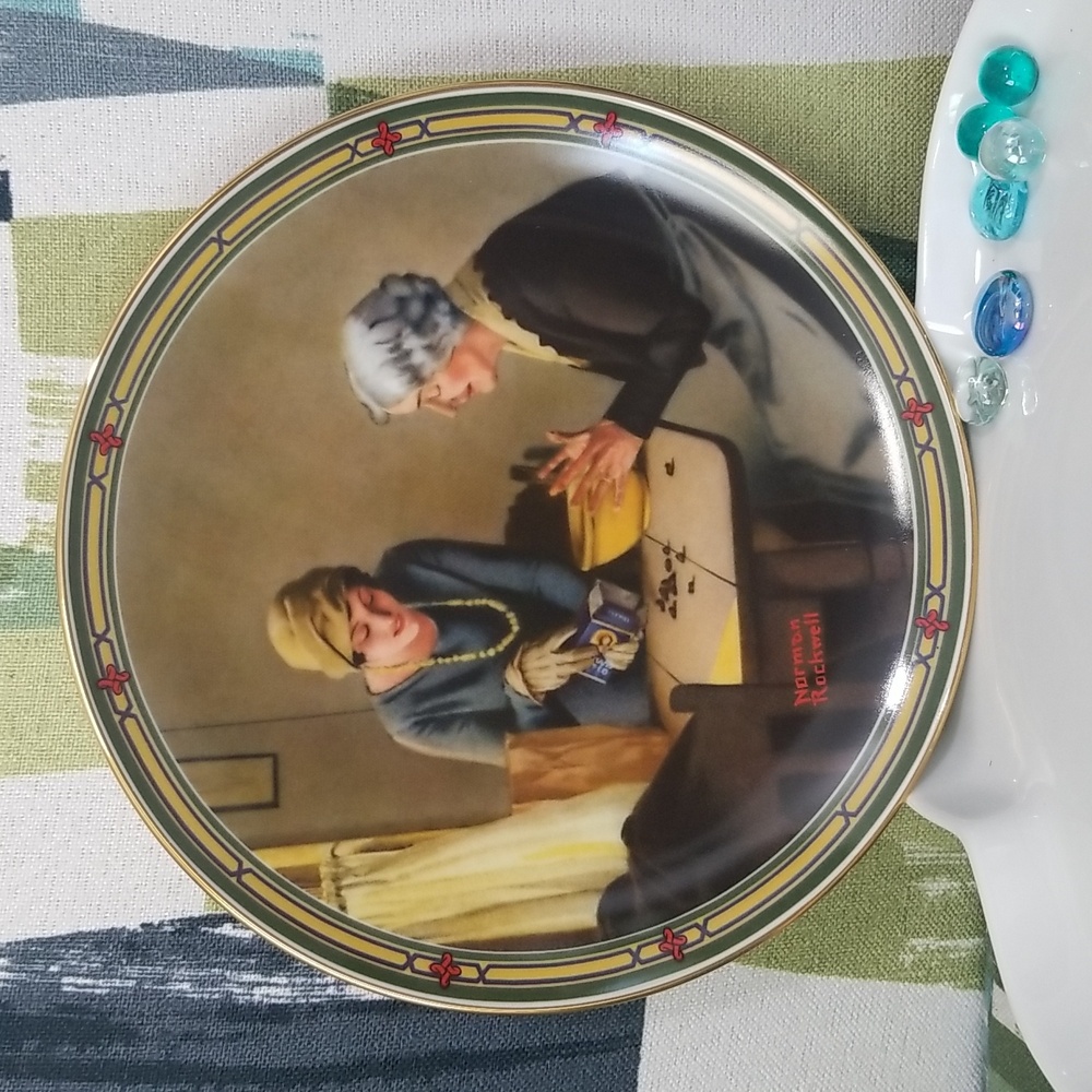 P2c- Knowles Norman Rockwell "A Family's Full Measure" 1985 LE Collector's Plate